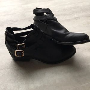 TOPSOP Booties. Size 6/39